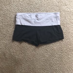 PINK Yoga Short